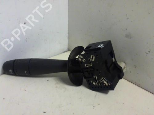Used Steering column stalk RENAULT CLIO II (BB_, CB_) 1.4 (B/CB0C, B/CB0S) (75 hp) 20955223