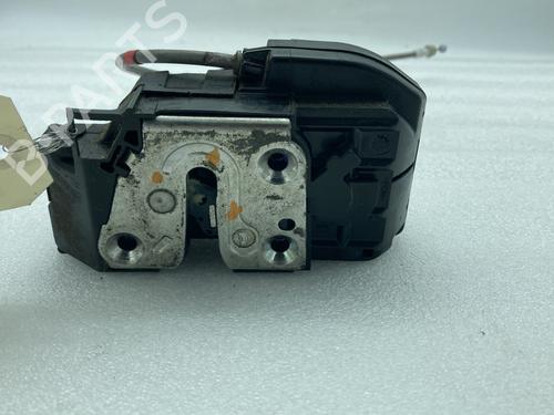 Used Front right lock NISSAN NOTE (E11, NE11) 1.5 dCi (86 hp) 22180315