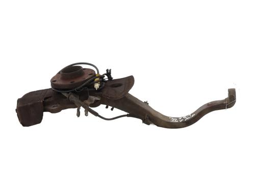 Used Right front steering knuckle Right front steering knuckle ALFA ROMEO 147 (937_) 1.9 JTD (937.AXD1A, 937.BXD1A, 937.AXV1A, 937.BXB1A,... (115 hp) 27570304 27570304