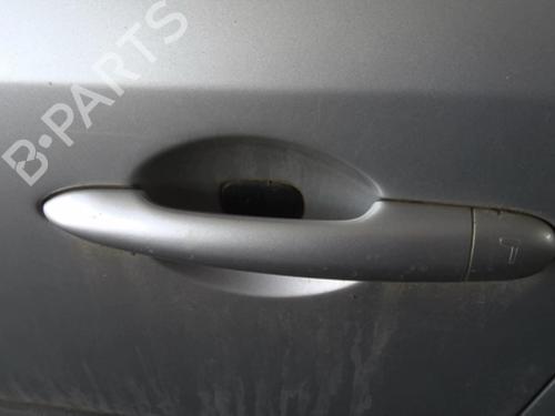 Used Front left exterior door handle RENAULT LAGUNA II Grandtour (KG0/1_) 1.9 dCi (KG1A, KG1W, KG0G) (110 hp) 20959587