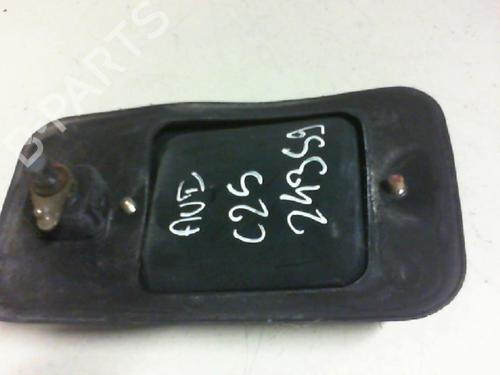 Used Front right exterior door handle Front right exterior door handle 20958319 20958319