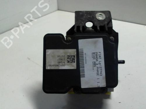 Used ABS pump FIAT PANDA (312_, 319_) 1.3 D Multijet 4x4 (312PXS2A) (80 hp) 20971416