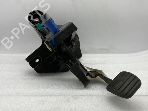 Used Clutch pedal Clutch pedal RENAULT TRAFIC III Van (FG_) 1.6 dCi 95 (FGMJ, FGMR) (95 hp) 22772038 22772038