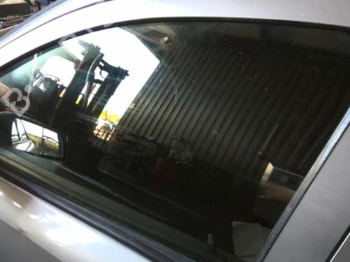 Used Front left door window Front left door window 20947752 20947752