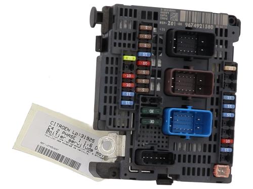 Fuse box CITROËN C4 II (NC_) 1.6 HDi 110 | BP36815543E1 - Image 3