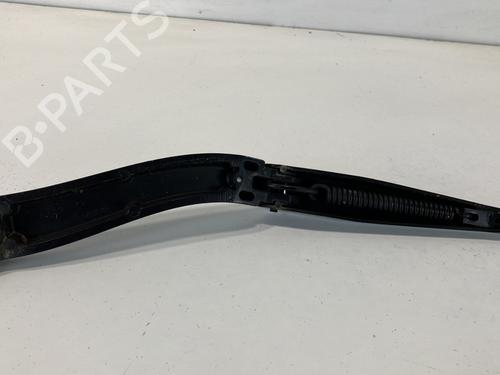 Used Front windshield wiper arm Front windshield wiper arm RENAULT TRAFIC III Van (FG_) 1.6 dCi 95 (FGMJ, FGMR) (95 hp) 21062551 21062551