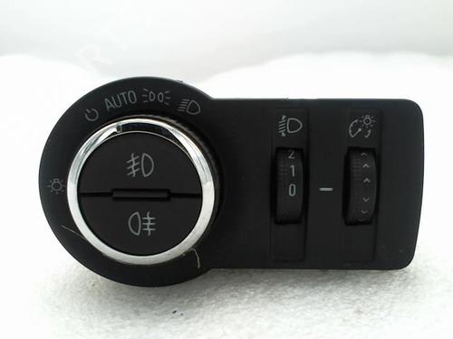 Used Headlight switch OPEL ASTRA J (P10) 1.6 CDTi (68) (110 hp) 22024466