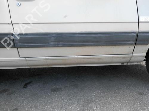 Right front door RENAULT RAPID Box Body/MPV (F40_, G40_) 1.1 | BP29838137C3
