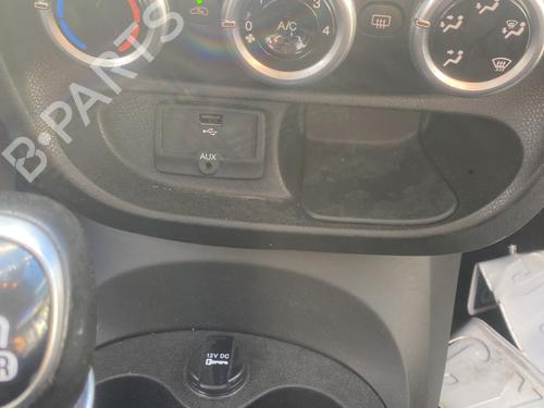 Used Climate control FIAT 500L (351_, 352_) 0.9 (199LYC1B) (105 hp) 25594030