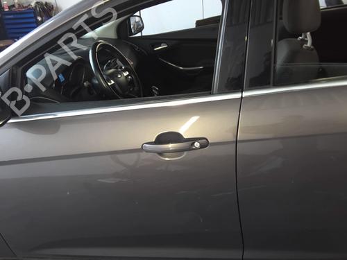 Used Left front door FORD FOCUS III 2.0 TDCi (115 hp) 24552285
