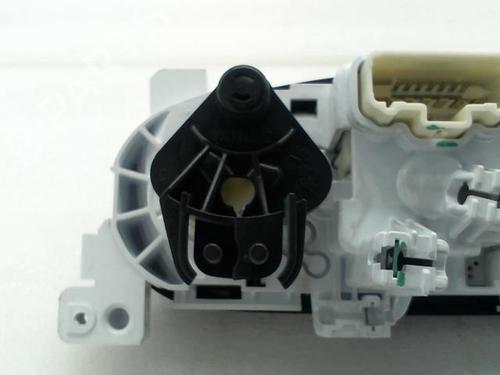 Climate control DACIA SANDERO II 1.0 SCe 75 (B8JC, B8JD, B8NC) | BP20964747I5 
