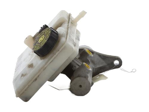 Used Brake master cylinder Brake master cylinder RENAULT MASTER III Van (FV) 2.3 dCi 135 FWD (FV0N, FV08, FV06, FV00, FV1S) (136 hp) 32133958 32133958