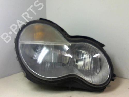 Used Right headlight MERCEDES-BENZ C-CLASS (W203) C 200 CDI (203.004) (116 hp) 20967158