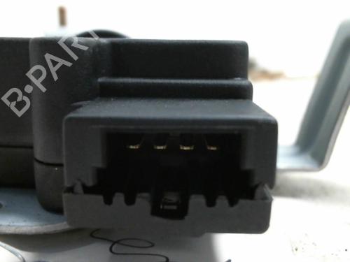 Used Tailgate lock HYUNDAI SANTA FÉ I (SM) 2.0 CRDi 4x4 (113 hp) 20957412