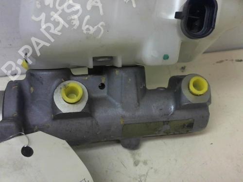 Used Brake master cylinder Brake master cylinder LANCIA MUSA (350_) 1.9 D Multijet (350.AXC1A) (101 hp) 22020341 22020341