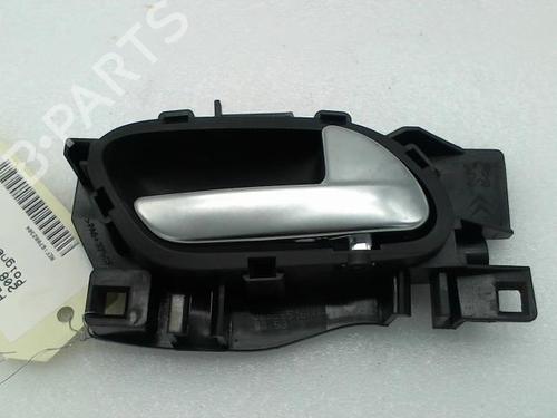 Used Rear right interior door handle Rear right interior door handle PEUGEOT 208 I (CA_, CC_) 1.5 BlueHDI 100 (102 hp) 22917770 22917770