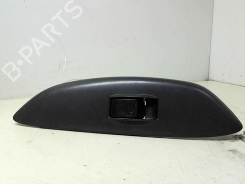 Right front window switch TOYOTA YARIS (_P1_) 1.4 D-4D (NLP10_, NLP10R) | BP20945406I26 