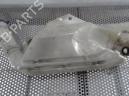 Used Windscreen washer tank PEUGEOT 206 Hatchback (2A/C) 1.6 16V (109 hp) 31927383