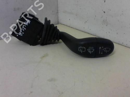 Used Steering column stalk SKODA FELICIA I (6U1) 1.9 D (64 hp) 22020509