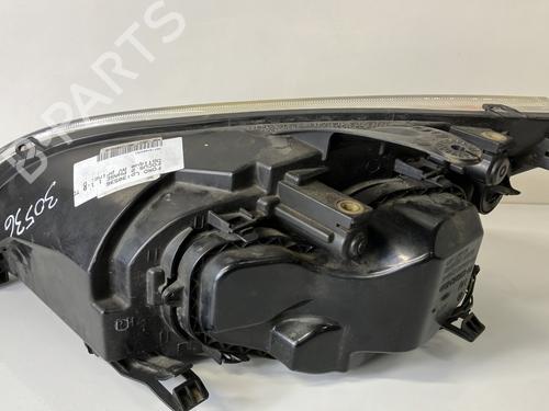 Used Right headlight Right headlight FORD FOCUS II (DA_, HCP, DP) 1.8 TDCi (115 hp) 22641819 22641819
