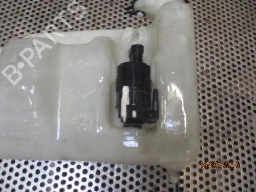 Used Windscreen washer tank Windscreen washer tank 20967216 20967216
