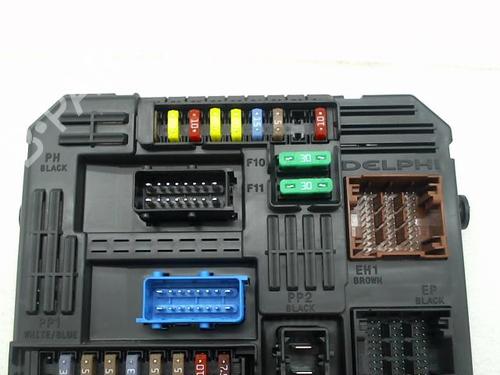 Used Fuse box Fuse box CITROËN C3 III (SX) 1.2 PureTech 82 (83 hp) 20950436 20950436