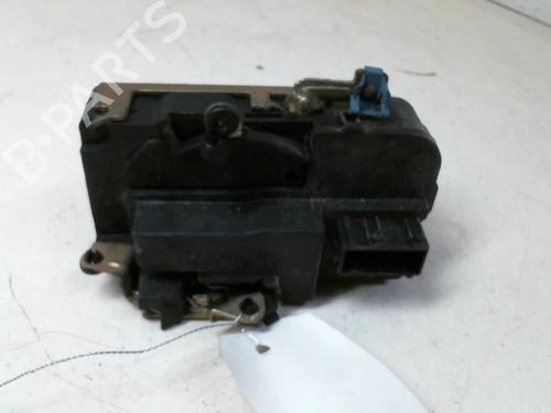 Højre fortil lås CITROËN BERLINGO / BERLINGO FIRST Box Body/MPV (M_) 1.9 D 70 (MBWJZ, MCWJZ) (69 hp) 20972325