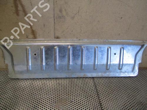 Blindagem inferior TOYOTA LAND CRUISER (_J7_, _JL7_) 2.4 TD (LJ70_, LJ73_, LJ70RV) (86 hp) 30336819