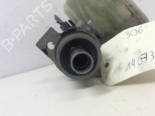 Used Brake master cylinder Brake master cylinder PEUGEOT 306 Hatchback (7A, 7C, N3, N5) 2.0 HDI 90 (90 hp) 20960272 20960272
