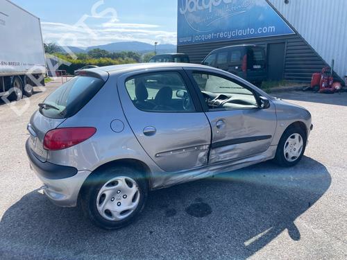 Used Parts PEUGEOT 206 Hatchback (2A/C) 1.4 i 4861735