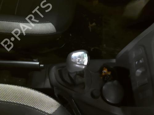 Używane Gałka zmiany biegów DACIA LOGAN MCV II TCe 90 (K8M1, K8MA, K8AC) (90 hp) 23791229