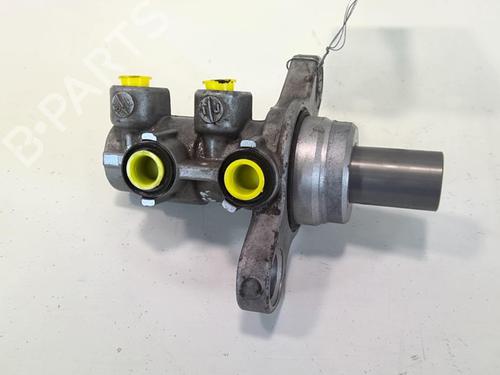 Used Brake master cylinder CHEVROLET AVEO Hatchback (T300) 1.3 D (75 hp) 20944230