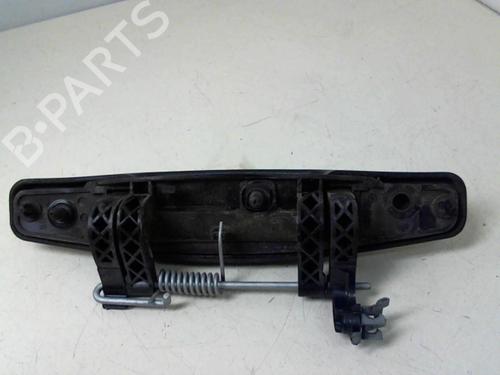 Used Front left exterior door handle DACIA SANDERO 1.4 (BS0C, BS0A, BS0G, BS1F, BS0E) (75 hp) 20963847
