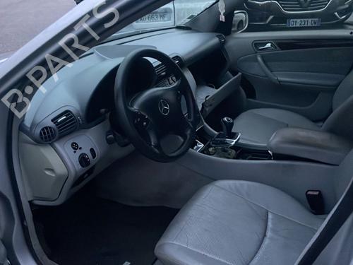 Right taillight MERCEDES-BENZ C-CLASS (W203) C 220 CDI (203.006) | BP31945602C35 