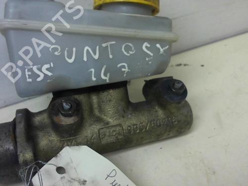 Used Brake master cylinder Brake master cylinder FIAT PANDA (141_) 750 (34 hp) 22020342 22020342
