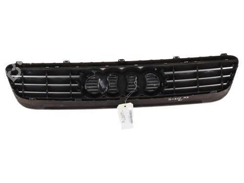 Used Grille Grille 37473958 37473958