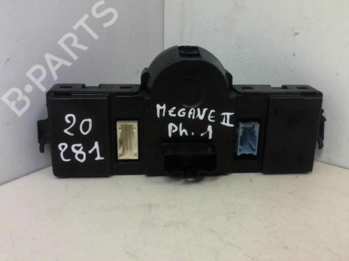 Used Climate control Climate control 20973090 20973090