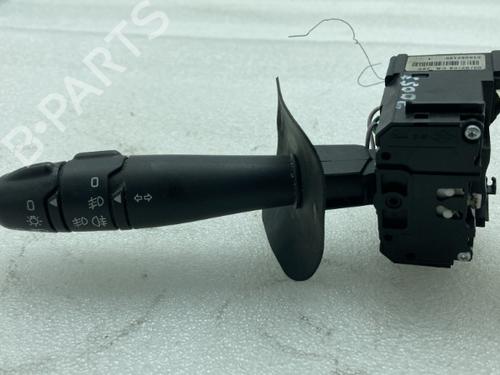 Used Steering column stalk RENAULT CLIO II (BB_, CB_) 1.5 dCi (BB3N, CB3N) (84 hp) 20961957