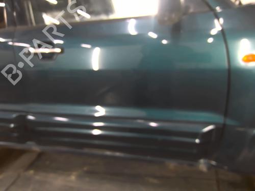 Used Right front door Right front door MITSUBISHI PAJERO III (V7_W, V6_W) 3.2 Di-D (V68W, V78W) (165 hp) 39593184 39593184