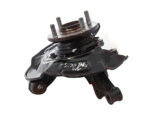 Used Left front steering knuckle Left front steering knuckle TOYOTA YARIS (_P13_) 1.0 (KSP130) (72 hp) 26027391 26027391