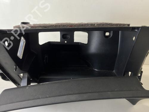 glove-box-citroen-c4-grand-picasso-ii-da_-de_-2013-23791116 main image