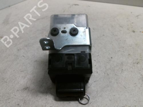 Used Card reader Card reader TOYOTA COROLLA Verso (ZER_, ZZE12_, R1_) 2.2 D-4D (AUR10_, AUR10R) (136 hp) 22022275 22022275