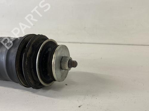 left-rear-shock-absorber-toyota-yaris-_p13_-2010-2011-2012-2013-2014-2015-2016-2017-2018-2019-2020-27570357 main image
