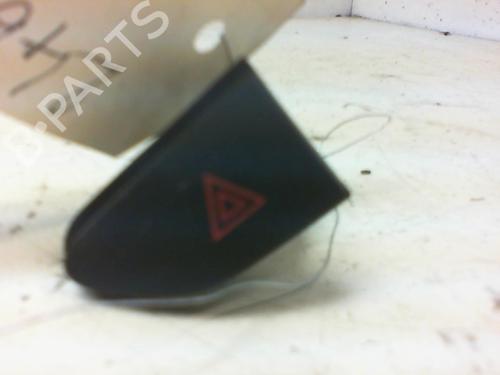 Used Warning switch RENAULT CLIO IV Grandtour (KH_) 1.5 dCi 90 (KHN3, KHN4) (90 hp) 20957743
