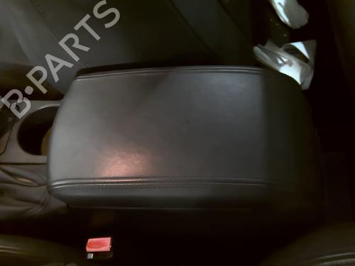 Used Armrest / Center console Armrest / Center console 37739622 37739622