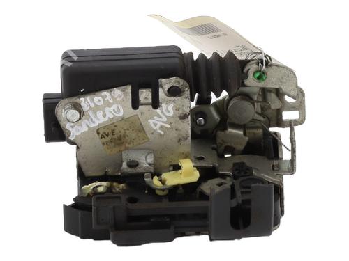 Venstre fortil lås DACIA SANDERO 1.4 (BS0C, BS0A, BS0G, BS1F, BS0E) (75 hp) 27570490