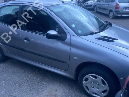 Right taillight PEUGEOT 206 Hatchback (2A/C) 1.4 i | BP31945580C35 