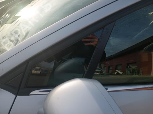 front-left-quarter-glass-citroen-c5-iii-rd_-2008-2009-2010-2011-2012-2013-2014-2015-2016-2017-31849746 main image