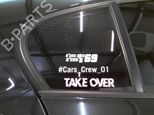 Used Rear right door window Rear right door window 37528745 37528745
