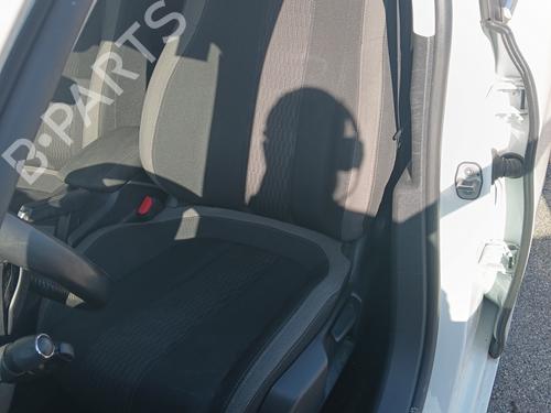 Used Left front seat PEUGEOT 308 II (LB_, LP_, LW_, LH_, L3_) 1.2 THP 110 (110 hp) 33021365
